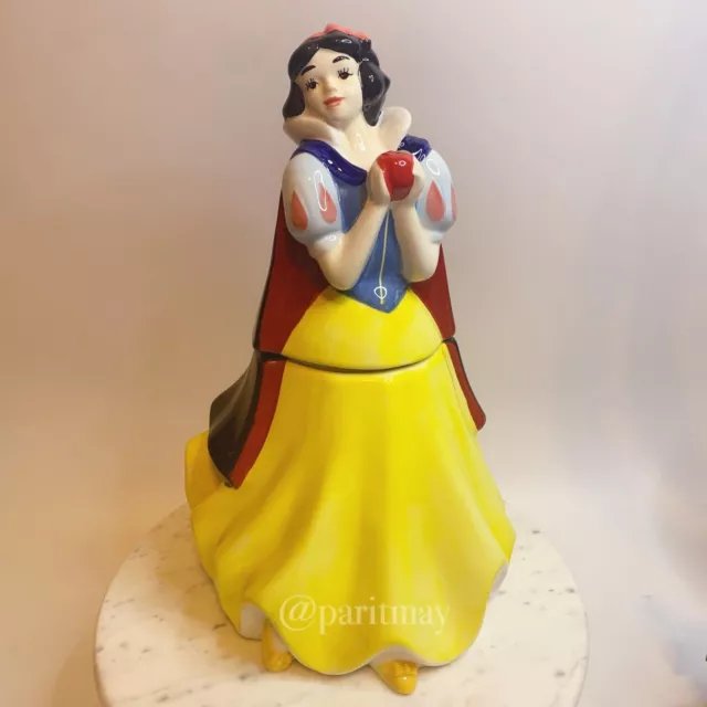 Disney Snow White and The Seven Dwarfs Snow White Ceramic Cookie Jar 13" (NEW) Disney Snow White and The Seven Dwarfs Snow White Ceramic Cookie Jar 13" (NEW)