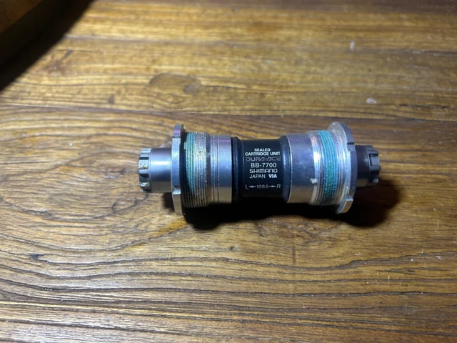 BOITIER DE PÉDALIER Bottom Bracket Shimano 600 EX 116mm BB-6207 1.37X24 F3 EUR 69,00 - FR BOITIER DE PÉDALIER Bottom Bracket Shimano 600 EX 116mm BB-6207 1.37X24 F3 EUR 69,00 - FR