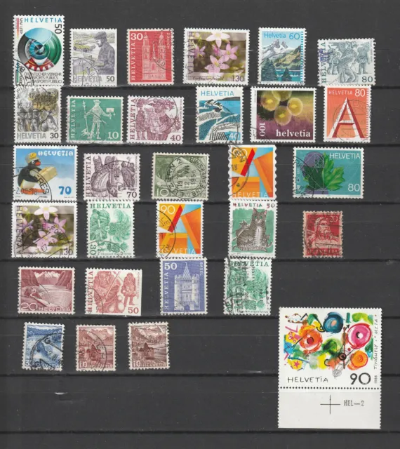 Suède lot de 32 timbres oblitérés différents diverses années