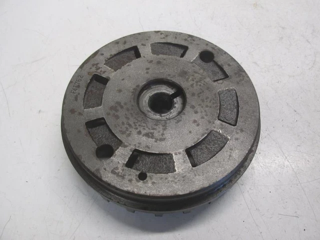 Rotor Volant Moteur (démarreur) Pour Suzuki GS 500 E - Référence N70F1, Occasion