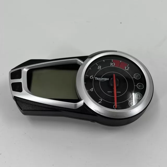 Triumph Speed Triple 1050 Speedo Cockpit Instrumente 26500 Meilen 2011 #D16