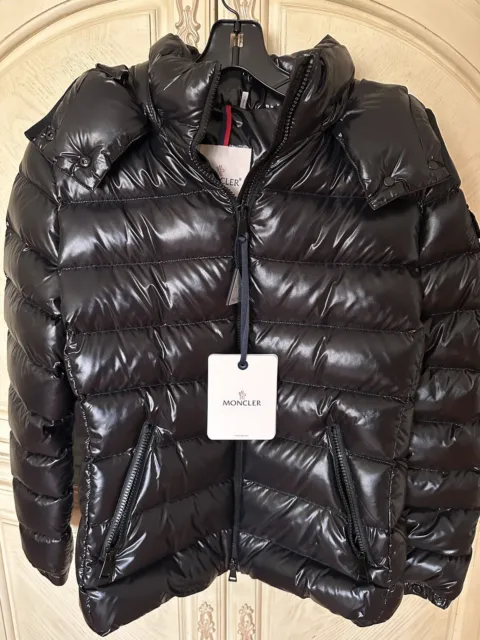 NEW Moncler Bady Short Puffer Jacket in Black Size 3 Womens