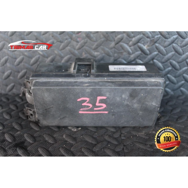 Boîte à Fusibles Et Relais Pour Jeep Grand Cherokee WH 3.0 CRD - Référence 56050798AE, Occasion