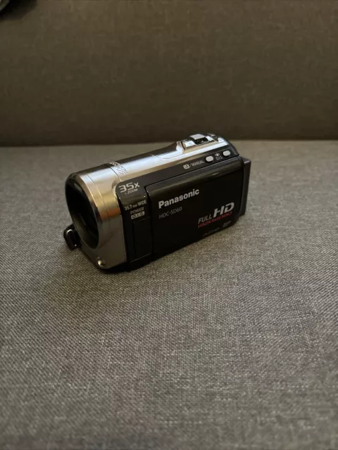 Panasonic HDC-SD60 Camcorder Full HD 1920 x 1080p 35x Zoom With Soft Carry Case