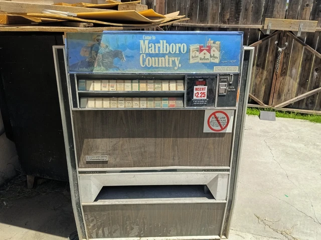 FAWN FLEETWOOD MODEL 207 Pull Cigarette and Gum Vending Machine $250.00