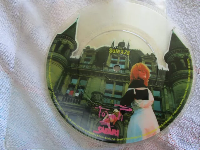 Toyah ‎– Ieya Label: Safari Records ‎– SAFE X 28 Format: Vinyl, 7" Picture Disc