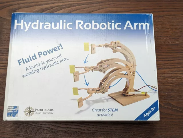 Amazing Pathfinders Hydraulic Robotic Arm Working Wood STEM model kit new,unused