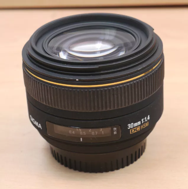 Sigma EX DC HSM 1,4/30 mm per Nikon ottime condizioni!