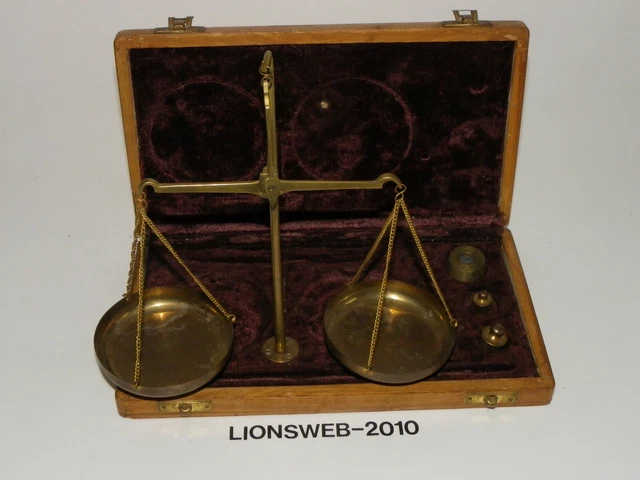 Alte Feinwaage Goldwaage im Holz Etui - Made in Indien