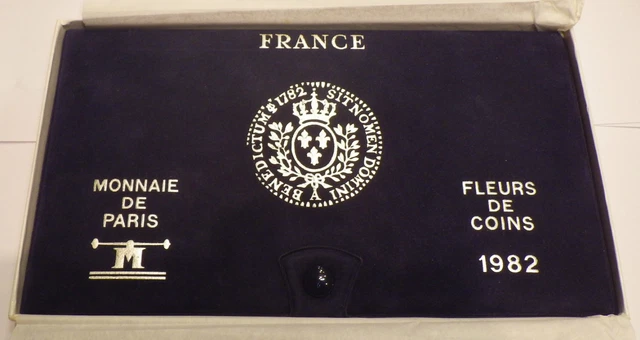 Fdc Tres Rare Coffret Fleur De Coins Complet De 1982 @ Qualite @ Petit Tirage !!