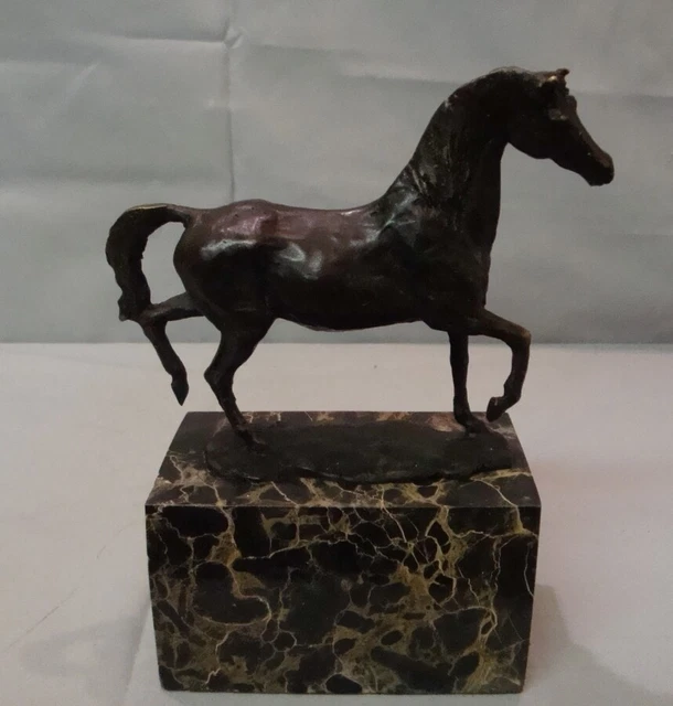 Estatua Caballo Fauna Art Deco Estilo Art Nouveau Estilo Bronce sólido