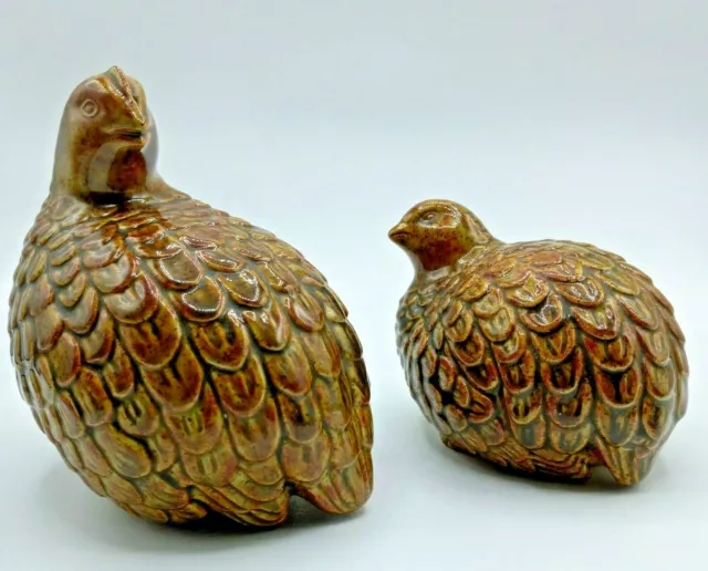 Vintage Set of 2 Arnel's Quail Ceramic Figurines Brown Large and Small     L4a