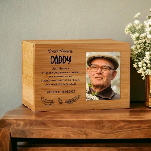 Urna cremazione commemorativa papà in legno personalizzata con spazio fotografico PM-4