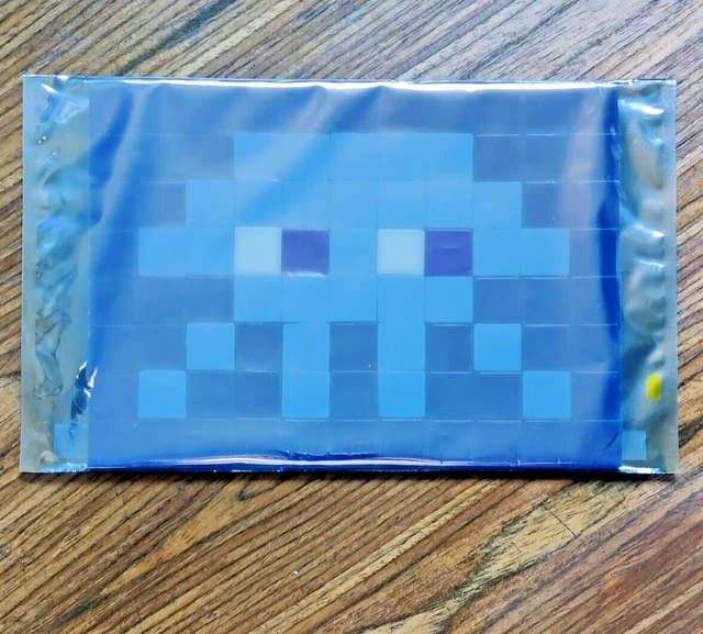 Invader Invasion Kit #11 BLUE - 2009 - edition of 150 Invader Invasion Kit #11 BLUE - 2009 - edition of 150