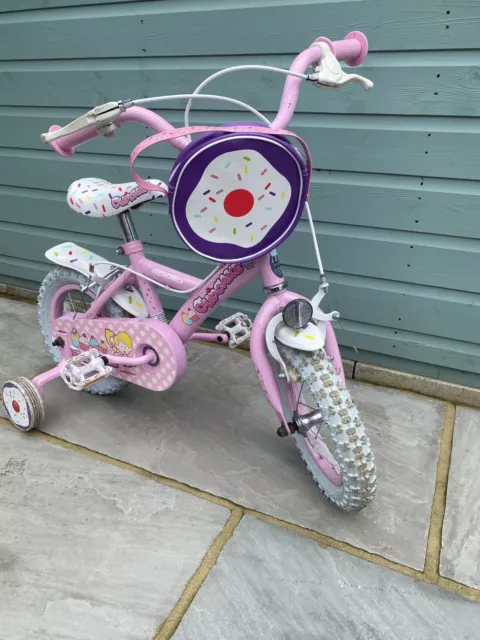 Cupcake girls bike shop