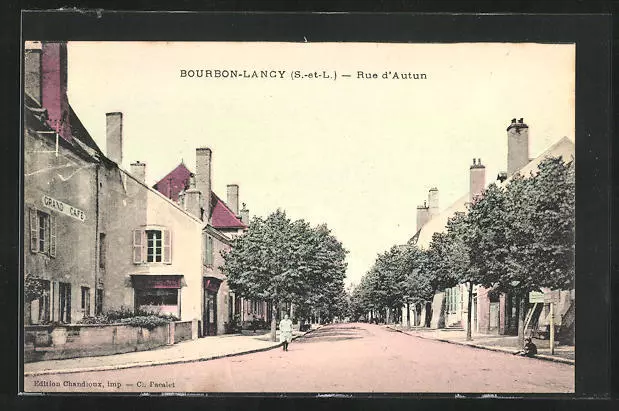 CPA Bourbon-Lancy, Rue d´Autun, vue de la rue