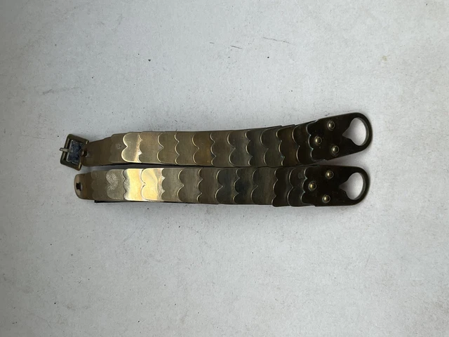 Réplique nautique Moyeu médiéval en laiton rond pic en cuir allemand Pickelhaube officier, s casque avec support en bois