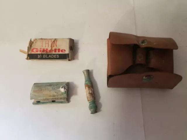 Vintage Gillette Travel Safety Razor in Original Leather Case w/ Blades