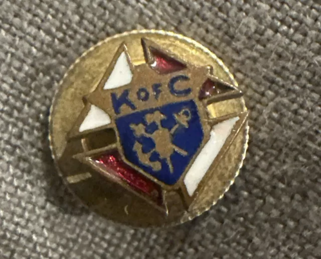 Tiny Vintage Gold plated & Enamel K of C - Knights of Columbus - Screw back Pin