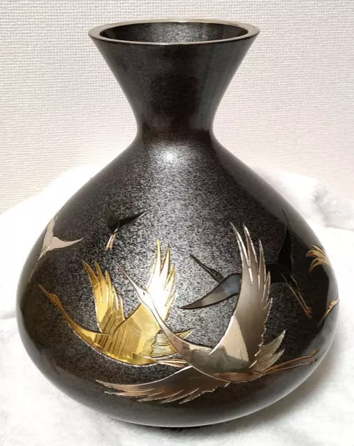 Takaoka copperware vase with crane motif, Japanese antique crafts