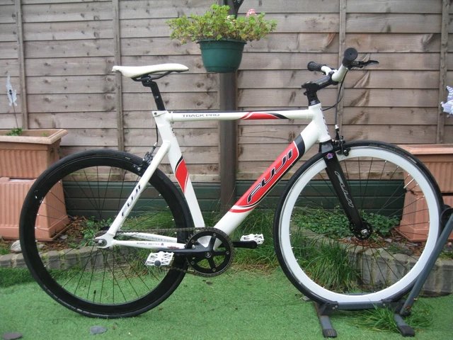 Fuji track 2025 pro