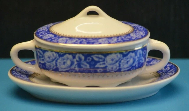 Bassin Et Broc Toilette Dinette Poupée Ancienne En Porcelaine