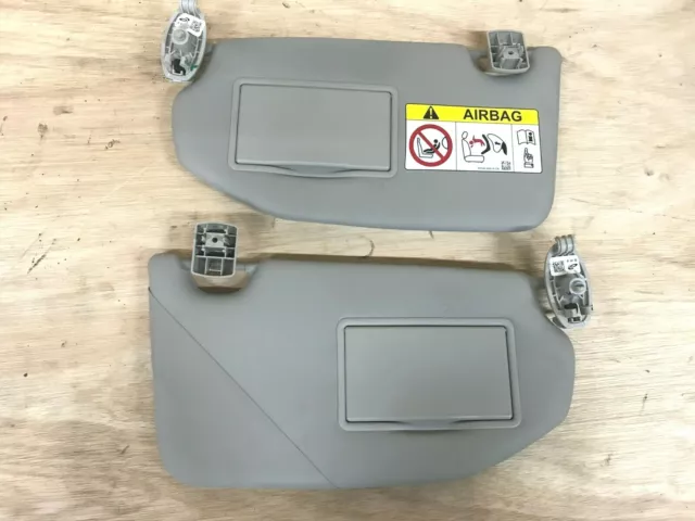 Ford Ka+ Pair Of Sun Visor Visors Grey Inc Mirrors 2016 2017 - 2021  Genuine