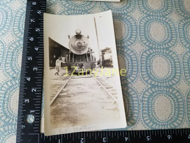 A181 VINTAGE TRAIN ENGINE PHOTO Railroad AT & SANTA FE #943, CHICAGO, IL 1945