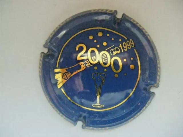 Capsule GENERIQUE - An 2000 - Bleu & Or - n° 622 -