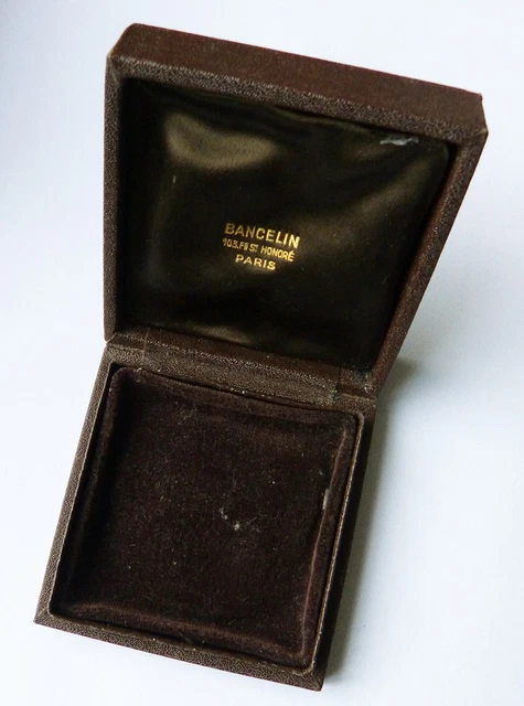 Bijoux anciens / 19e siècle / Grande broche « bourdon » du 19e siècle