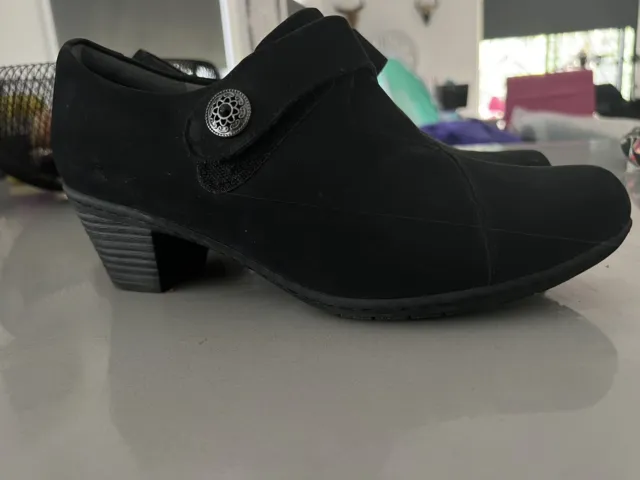 Ladies Homy Ped Shoes Low Boot Black Suede Size 9