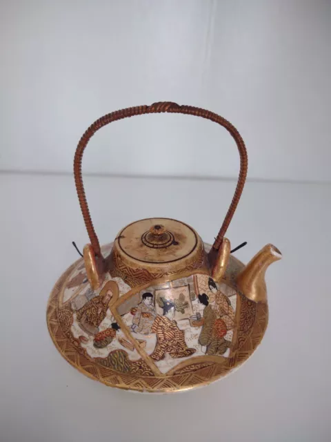 Gorgeous Signed Antique Japanese Miniature Satsuma Teapot  Meiji 古董日本迷你茶壶明治时期