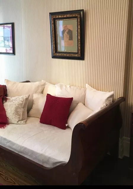 CHARLES X STYLE MAHOGANY ANTIQUE DAY BED,  French, MAHOGANY 1880-1900
