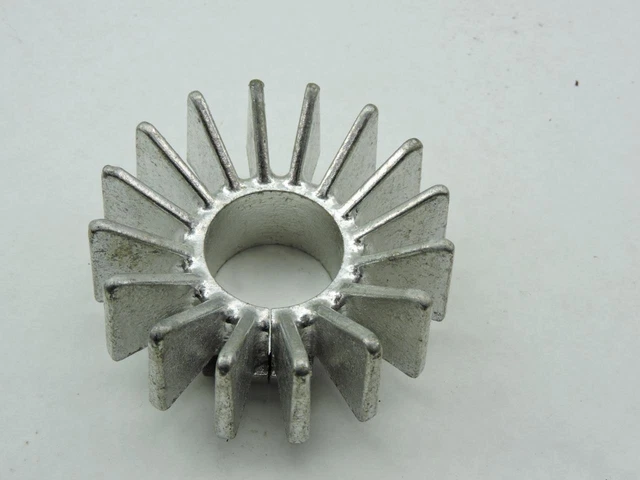 NOS Finned Alloy Exhaust Pipe Clamp 1 5/8 Triumph BSA 500 Chopper 913