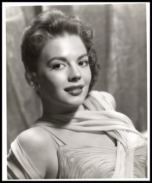 Hollywood Beauty NATALIE WOOD by BERT SIX WB 1950s STUNNING PORTRAIT Photo 700