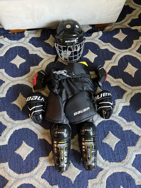 Youth Ice Hockey Helmet Elbow Pads Gloves Pants Shin Guards Bauer CCM Small Youth Ice Hockey Helmet Elbow Pads Gloves Pants Shin Guards Bauer CCM Small