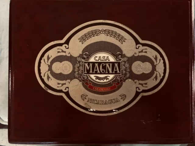 CASA MAGNA Wooden Segovia “CIGAR BOX“ COLORADO ROBUSTOS From NICARAGUA EMPTY