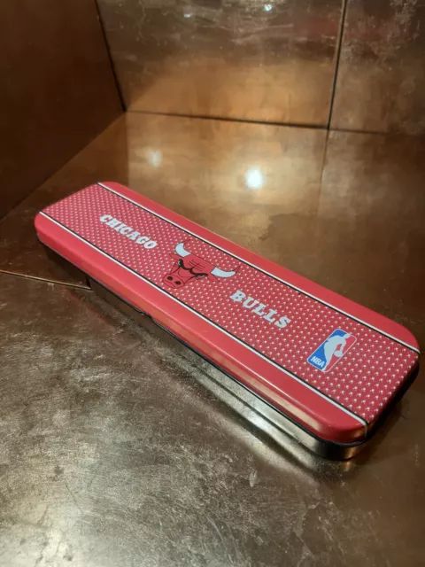 Chicago Bulls NBA tin pencil case OFFICIAL Retro