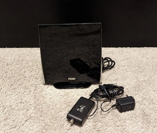 TERK Omnidirectional HDTV TV Antenna with Booster TVOMA1