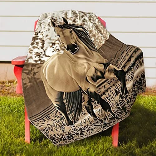 Elegant Western Galloping Horse Fleece Throw Blanket – Lightweight Super Soft...