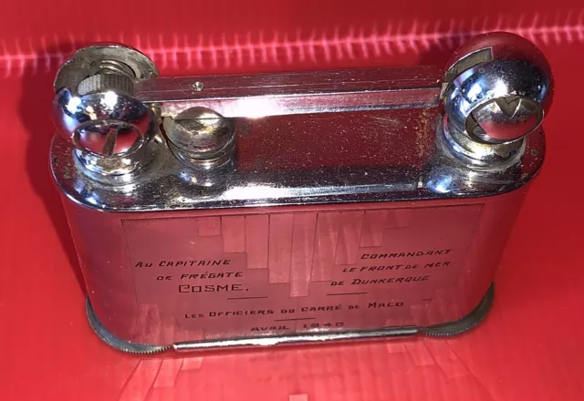 Objet de marin WW2 briquet de table cadeau des officiers du carré de Malo 1940