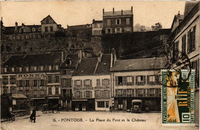 CPA AK PONTOISE - La Place du Pont et le Chateau (380722)
