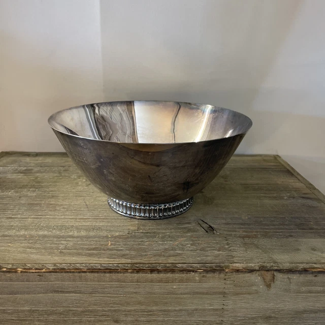 Vintage Reed and Barton Silverplate Serving Bowl 8” 1955 Candle Symbol #1135