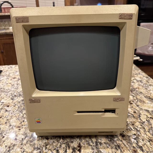VINTAGE APPLE MACINTOSH Plus M0001A 1MB Model Attic Find $29.99 - PicClick