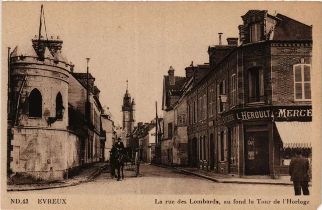CPA ÉVREUX - La rue des Lombards au fond la Tour de l'Horloge (392892)