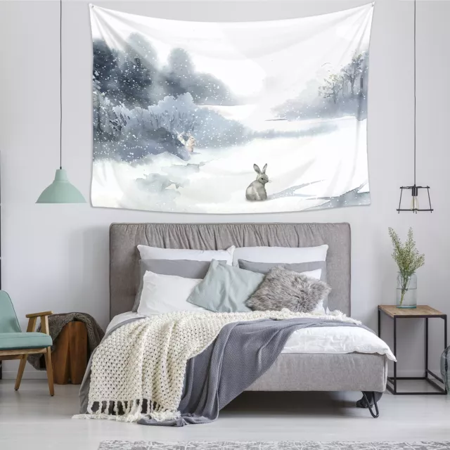 Winterlandschaft Wandteppich | 145 x 130 cm | Wandbehang mit Hase im Schnee 2