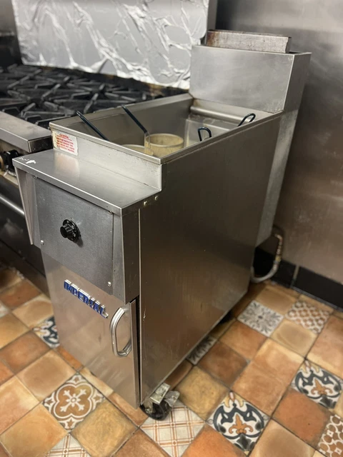 Imperial IPC-14 Single Tank Gas Pasta Cooker, 12 Gallon Tank Capacity Excellent