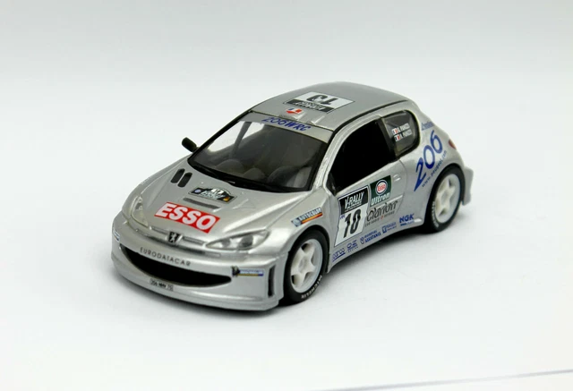 Magazine Auto Modélisme N°47 - Voitures De L'Elysée : 2CV, 206 WRC - Occasion - France