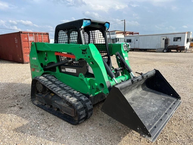 2017 Bobcat T630 1,700 Hours Hand & Foot Controls Hydraulic Coupler