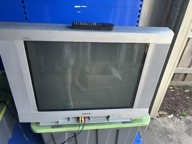 Sony Trinitron KV-xr29m31  29" CRT Colour AV TV Vintage Gaming Component Remote